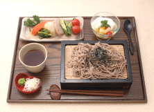 盛りソバ昼食