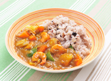 野菜たっぷりシーフードカレー