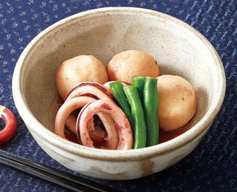 里芋とイカの煮物